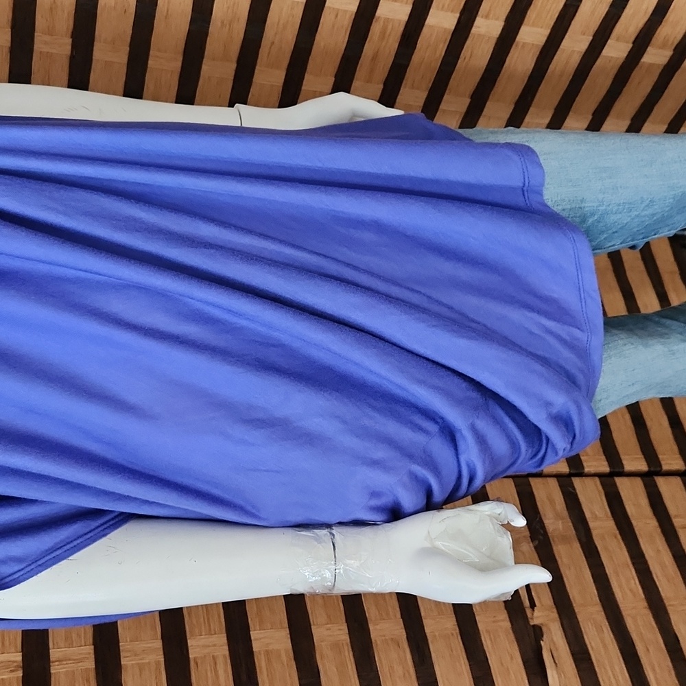 NWT! Boutique one shoulder top - Picture 4 of 8